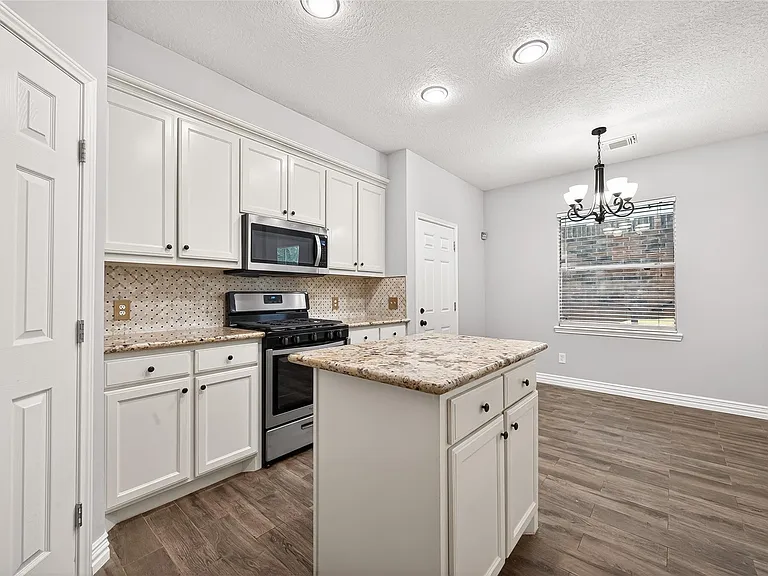 20906 Nettlebrook Ln — Photo 15