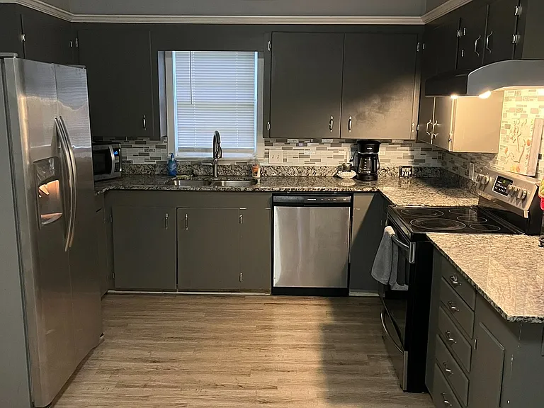 213 Kimball Ave — Photo 9