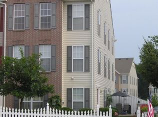 1806 Watch House Cir S, Severn, MD 21144