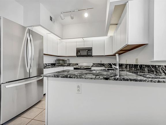 3rd image of 12920 Autumn Fields Ct