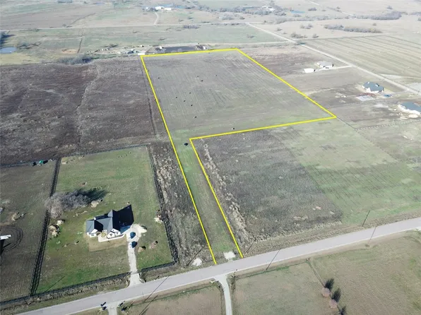9 County Road 319, Valley View, TX 76272