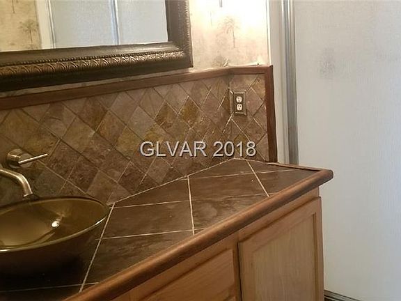5th image of 63 E Agate Ave Unit 203