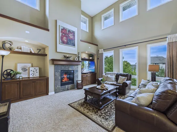 6276 Peony Ln N, Maple Grove, MN 55311