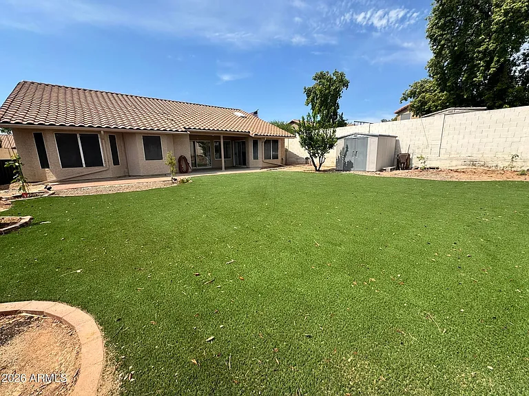 4412 E Hopi St — Photo 2