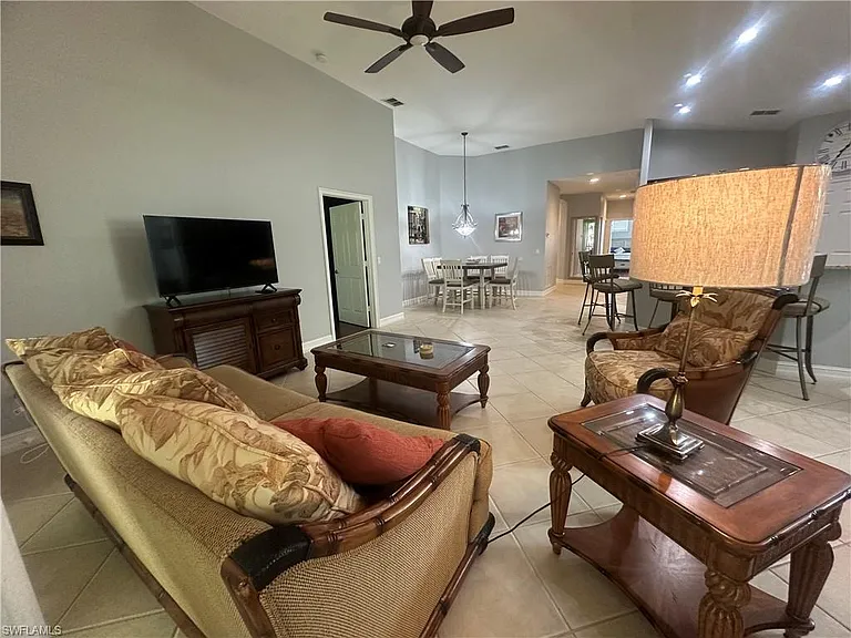 2004 Tarpon Bay Dr N #201 — Photo 16