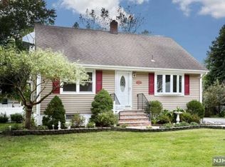 679 Ellington Rd, Ridgewood, NJ 07450