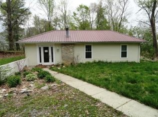 1585 Whitewood Rd, Campbellsvlle, KY 42718