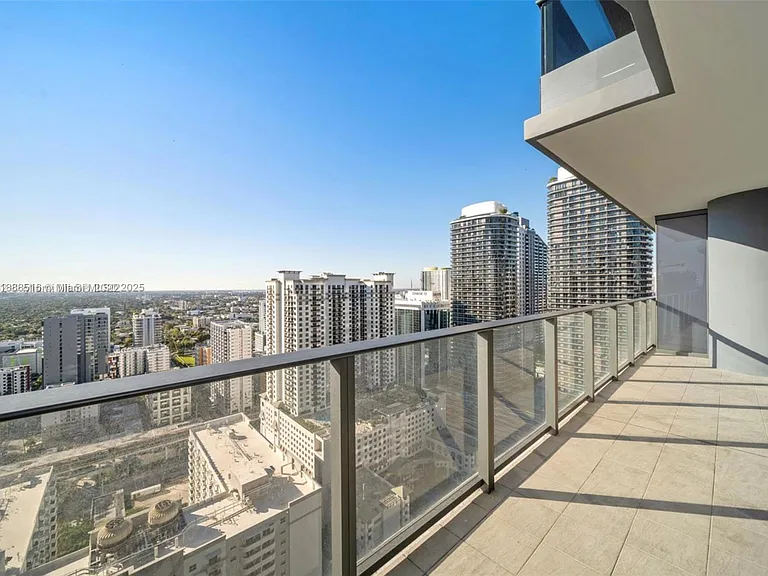 1000 Brickell Plz #3508 — Photo 8