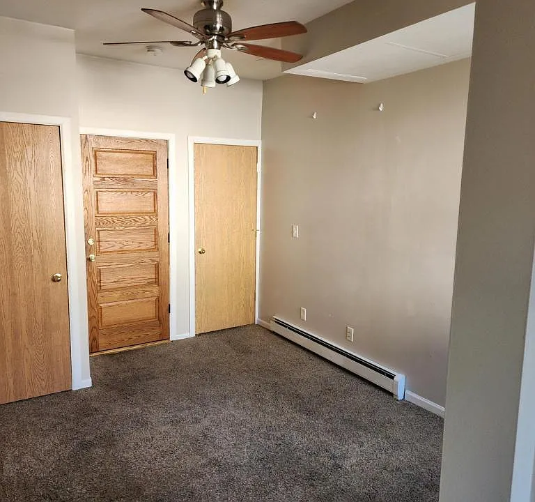 20 E Empire St #4
