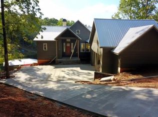 55 Bear Ln, Dadeville, AL 36853