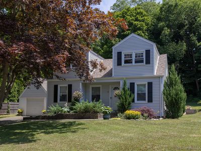 17 Walnut Street, Ivoryton, CT, 06442