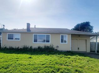 1398 Jaccard St, Crescent City, CA