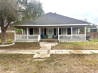 420 E 4th St, Alice, TX 78332