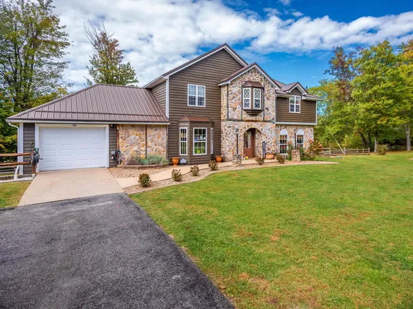 56 Morgan Run Rd, Morgantown, WV 26508