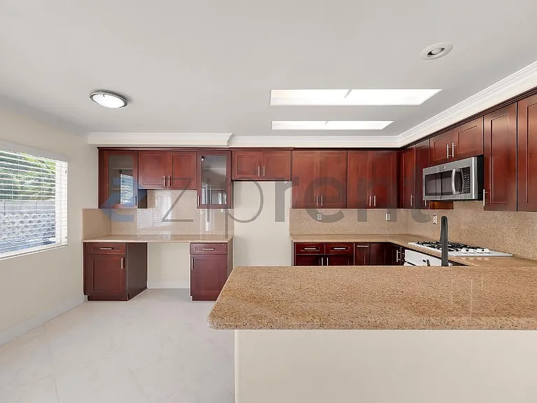 10833 Caminito Colorado — Photo 8