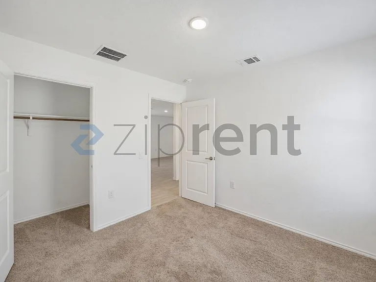 4431 Martin Way — Photo 15