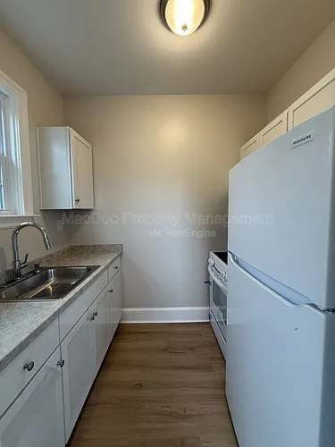 1003 Kenmore Ave #1 Photo 1