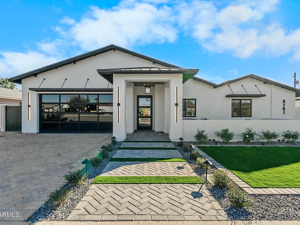1st image of 8701 E VISTA Drive