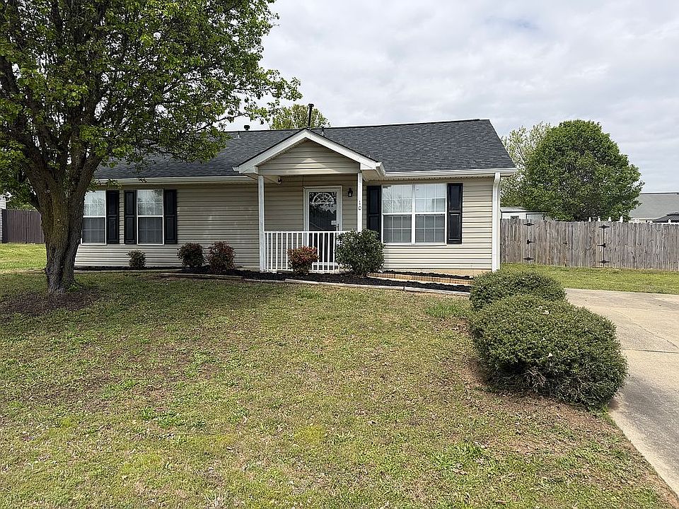 1st image of 10 Grape Arbor Ln