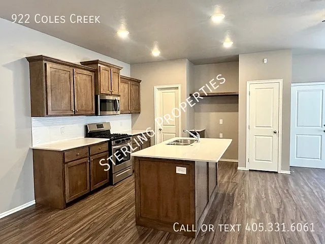 922 Coles Creek Ln — Photo 8
