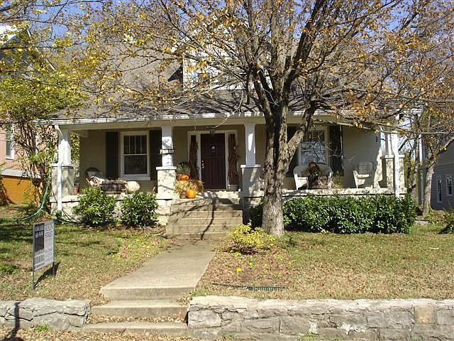 Beautiful Historic Belmont Bungalow