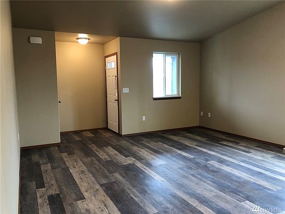 5th image of 609 A & B S Washington Ave