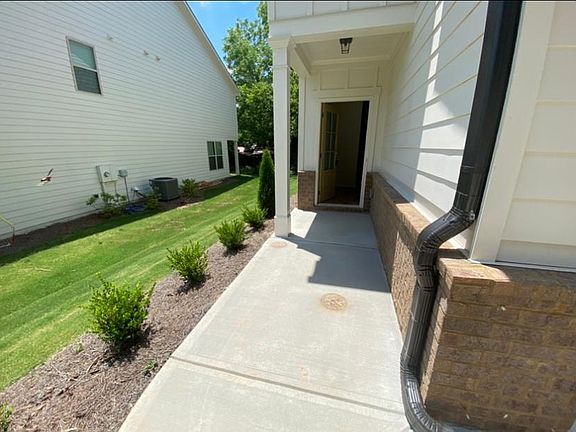 2nd image of 46 Walnut St