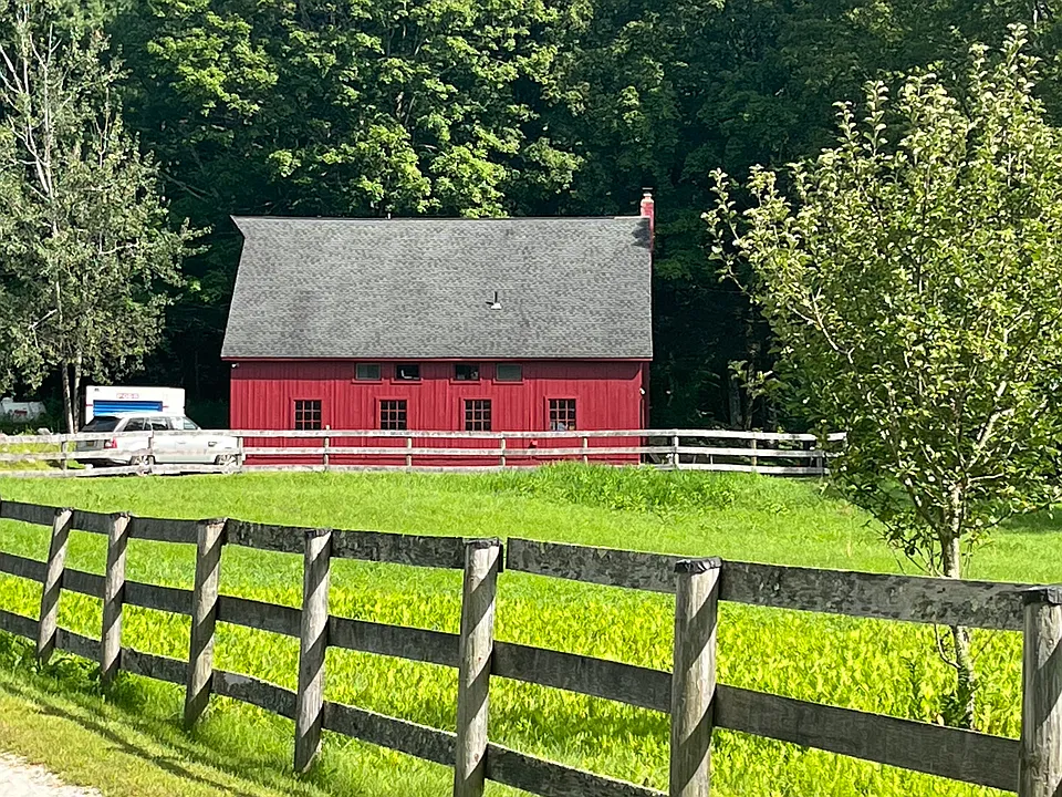 1046 County Rd