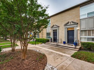 7506 W Northwest Hwy APT 2, Dallas, TX 75225