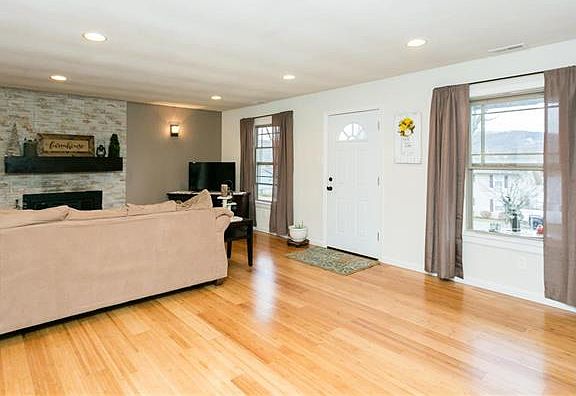 3rd image of 8615 W Shore Dr
