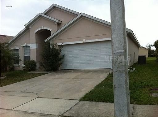 1st image of 2704 Corybrooke Ln