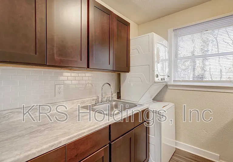1517 Halifax St #20 — Photo 15