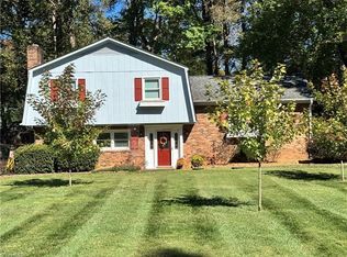 182 Woodburn Pl, Advance, NC 27006