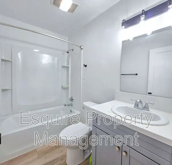 751 W Channel Islands Blvd #6 — Photo 10