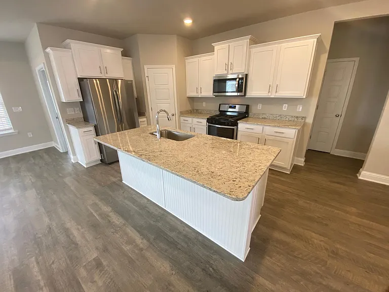31720 Memphis Loop — Photo 9