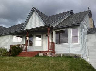 992 E Butte Rd, Menan, ID 83434