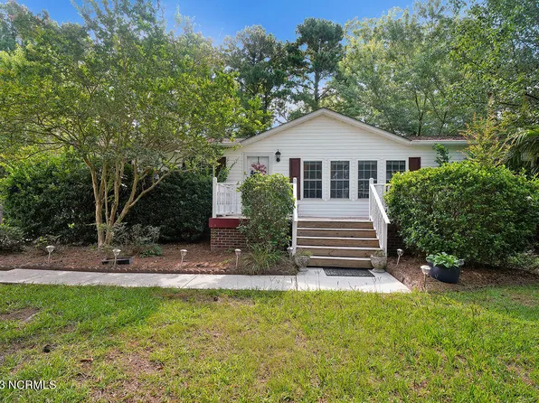102 Dreyton Hall Court, Rocky Point, NC 28457