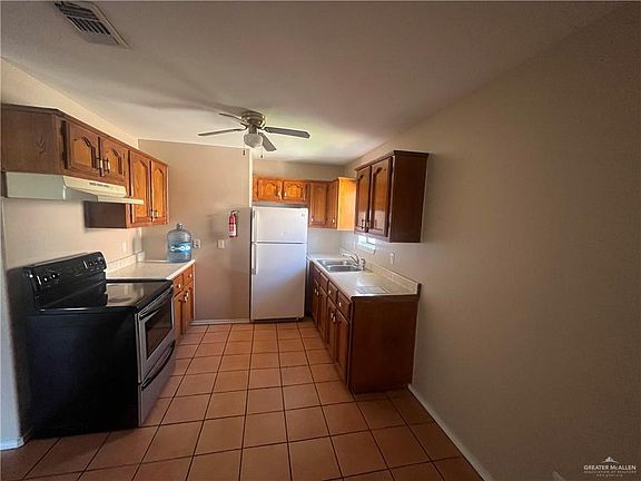 3rd image of 2708 N 32nd St
