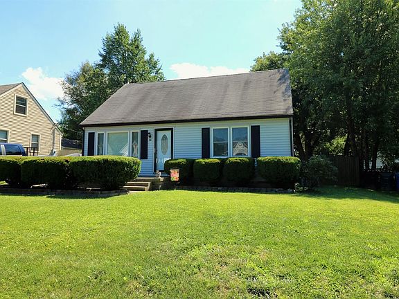 2nd image of 422 Northside Dr