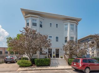 349 Hanover St APT 4, Portsmouth, NH 03801
