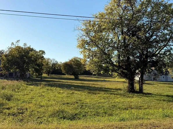 4585 Ricks Ln, Leighton, AL 35646