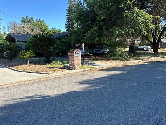 2nd image of 5512 E Heaton Ave