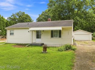 2097 Christner St, Burton, MI 48519