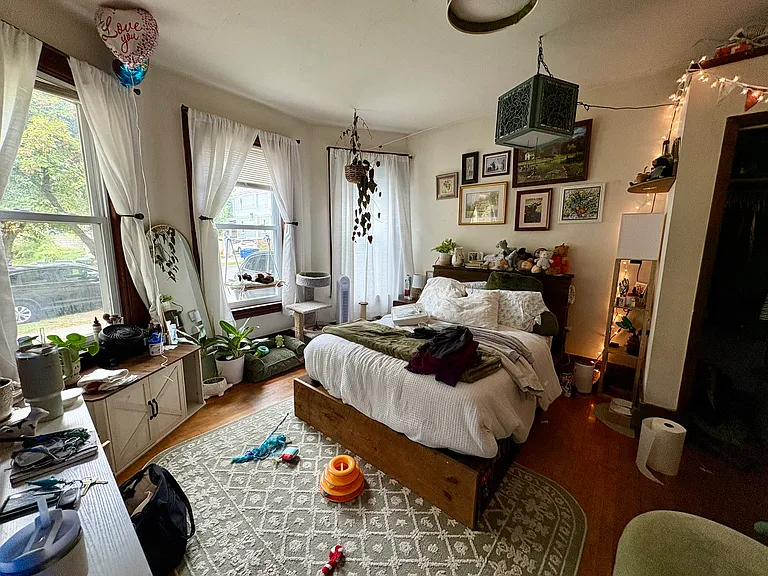 67 Buell St #2 — Photo 4