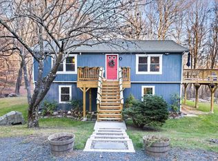 62 Hawleys Corners Rd, Highland, NY 12528