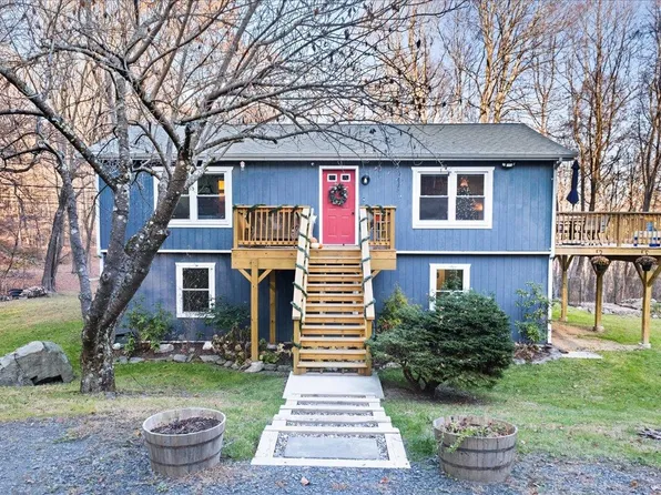 62 Hawleys Corners Road, Highland, NY 12528