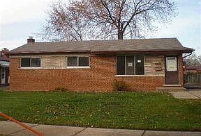 1st image of 27217 Crestwood Dr
