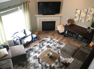8956 Crimson Oak Dr, Florence, KY 41042