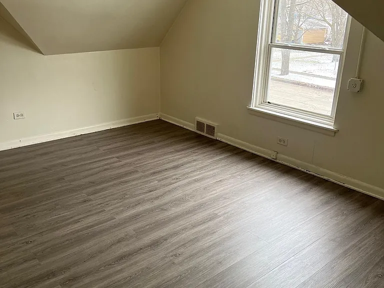 3112 Elizabeth Ave #2 — Photo 4