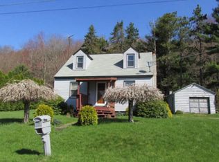 2564 Buck Mountain Rd, Weatherly, PA 18255